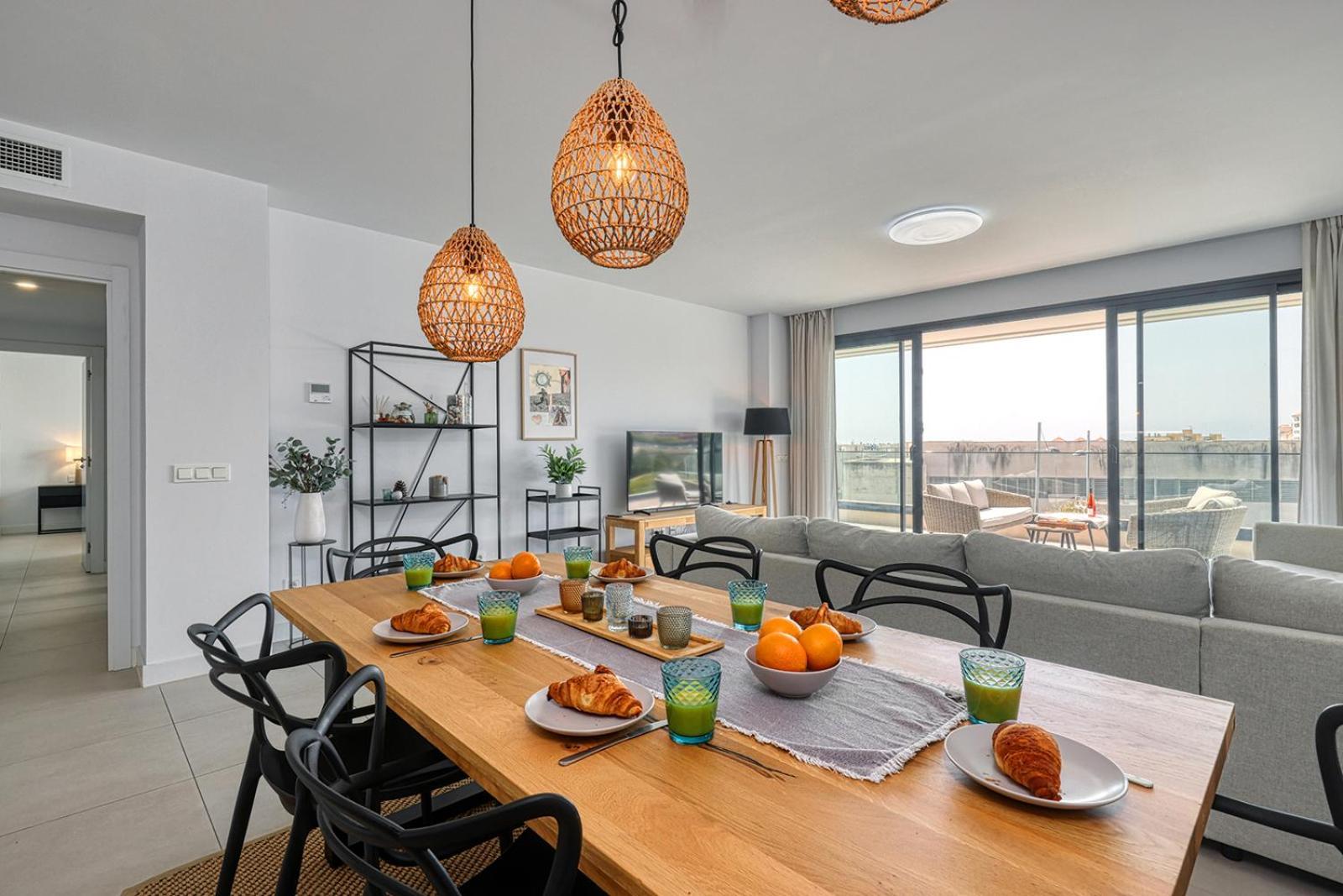 Estepona Place - Spacious Family City Apartment Exterior photo