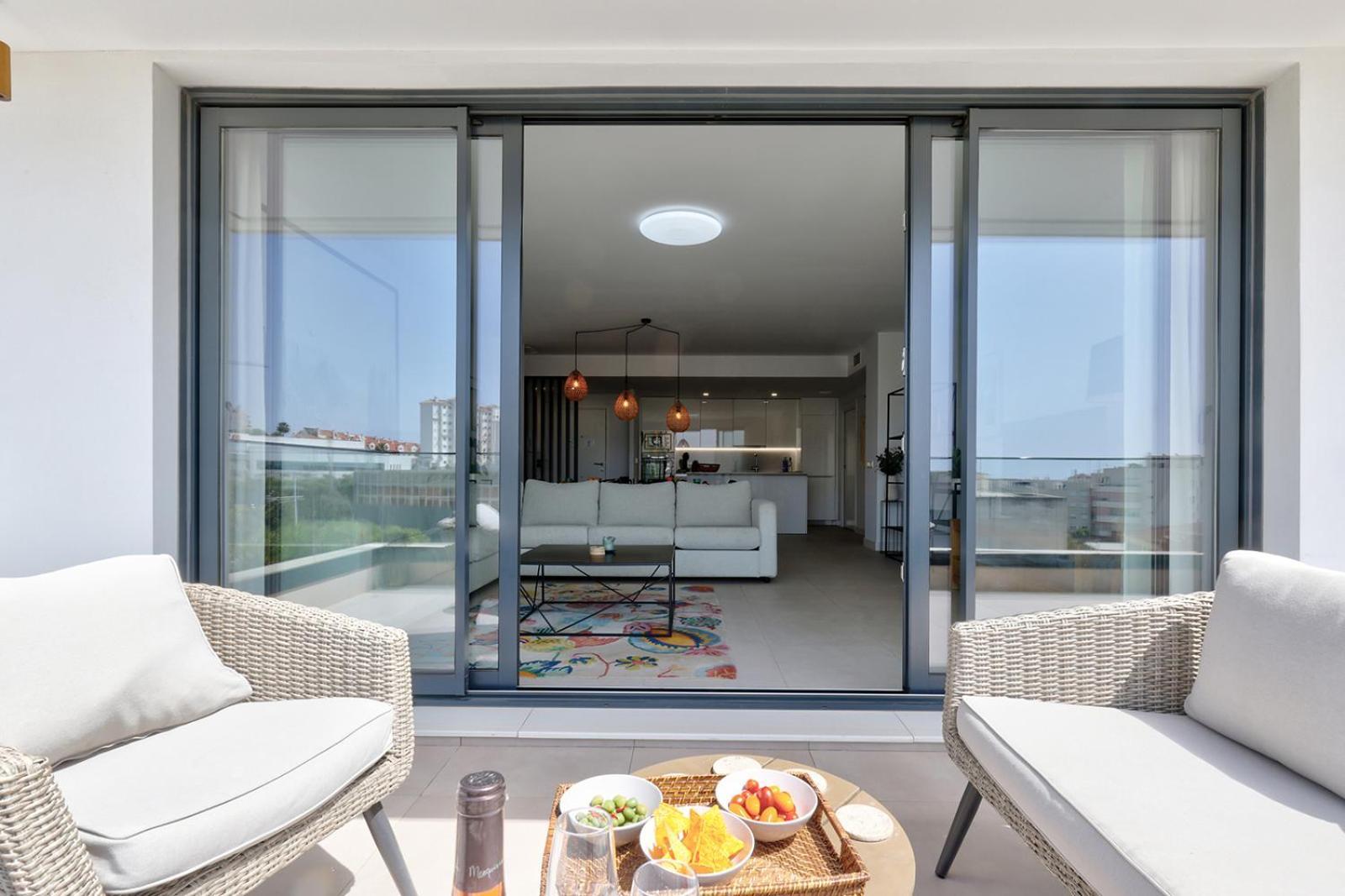 Estepona Place - Spacious Family City Apartment Exterior photo